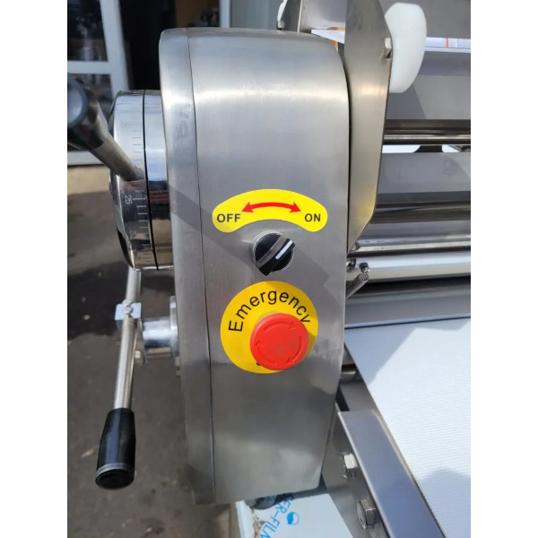 Тестораскаточная машина тестораскатка настольная Vektor TSP520A