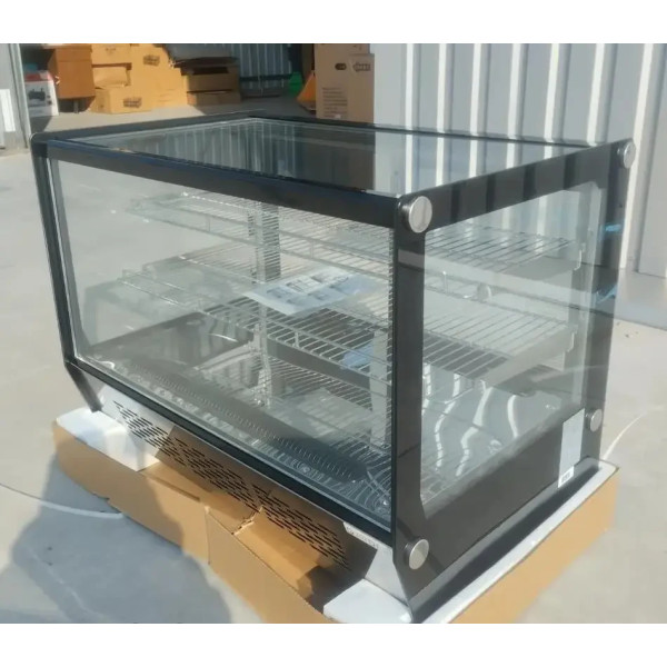 Витрина холодильная GOODER XCW-160 CUBE