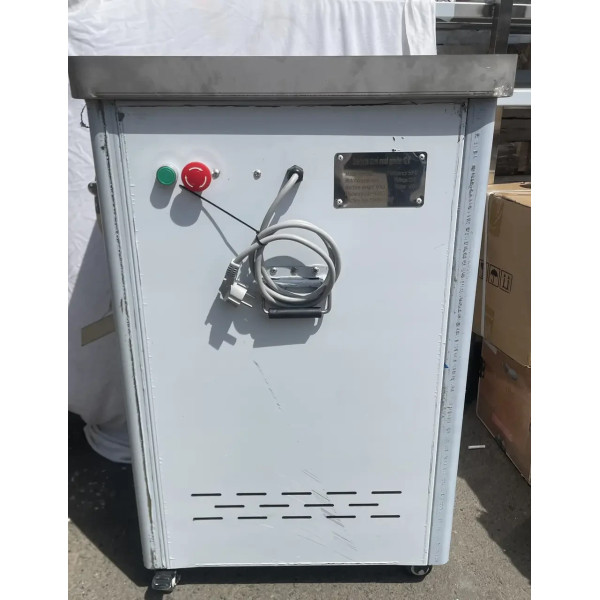 М'ясорубка промислова Vektor XH-S42 підлогова. (4Kw) 300-800 кг/год