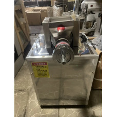 Прес макаронний для виробництва локшини та макаронних виробів Vektor PYM-30 (2.2KW)