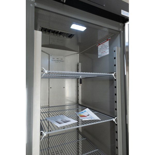 Шафа холодильна GoodFood GF-GN1410TNS-HC